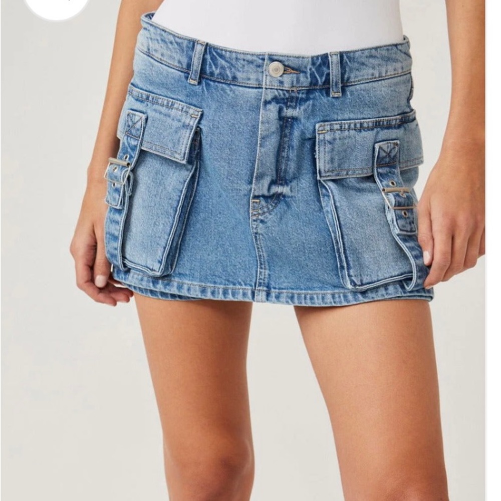 free people denim cargo skort, brand new never worn, size 27